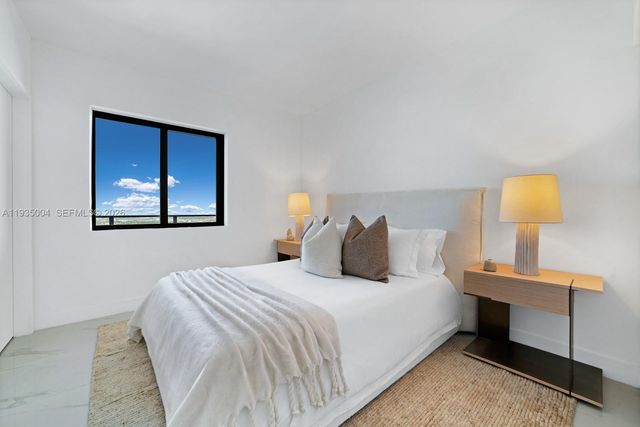 700 NE 24th St PH-5903, Miami, FL 33137