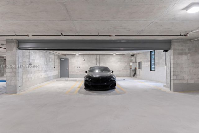 700 NE 24th St PH-5903, Miami, FL 33137