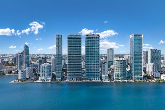 700 NE 24th St PH-5903, Miami, FL 33137