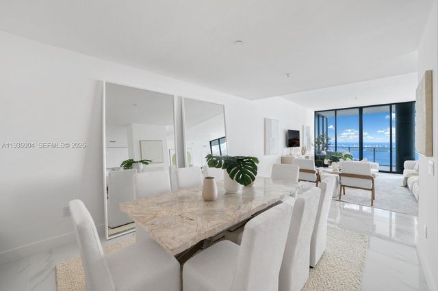 700 NE 24th St PH-5903, Miami, FL 33137