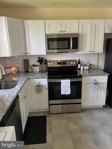 28-6 FLORENCE TOLLGATE PL, Burlington, NJ 08016