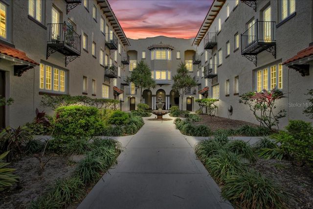 2117 W DEKLE AVENUE F3, Tampa, FL 33606