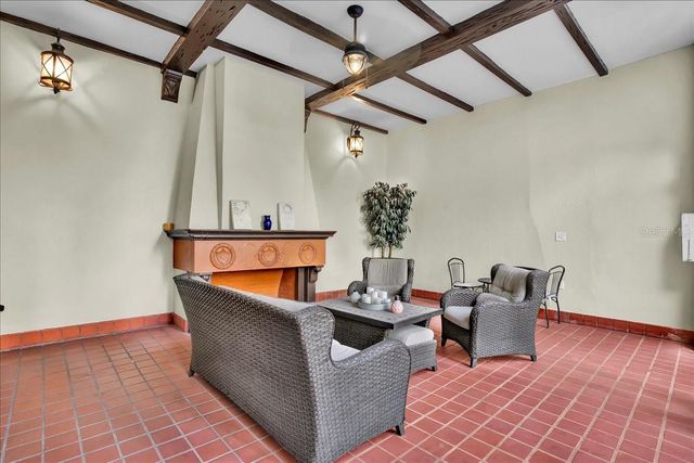 2117 W DEKLE AVENUE F3, Tampa, FL 33606