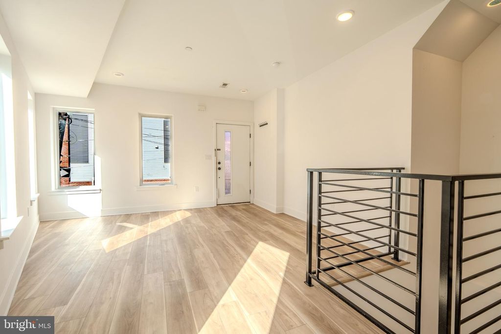 1255 N 23RD ST, PHILADELPHIA, PA 19121 — photo 4
