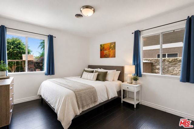 328 E Plymouth Street, Inglewood, CA 90302