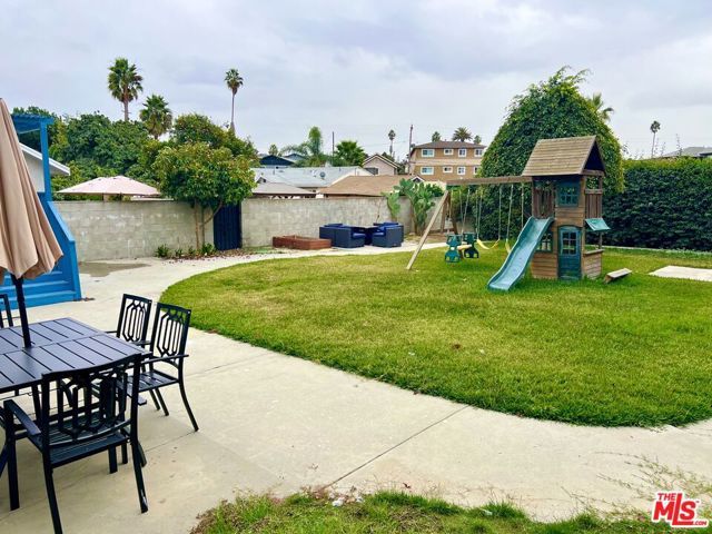 328 E Plymouth Street, Inglewood, CA 90302