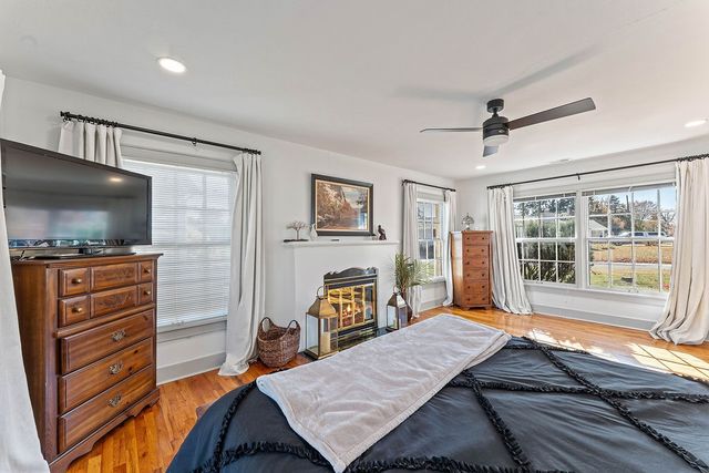 525 S 6th Street, Rogers, AR 72756