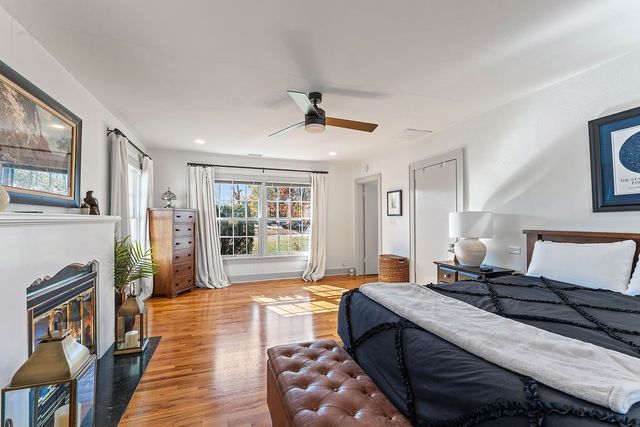 525 S 6th Street, Rogers, AR 72756