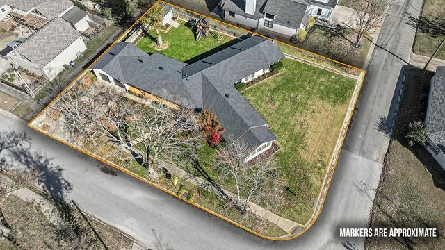 525 S 6th Street, Rogers, AR 72756