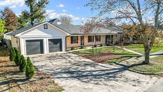 525 S 6th Street, Rogers, AR 72756