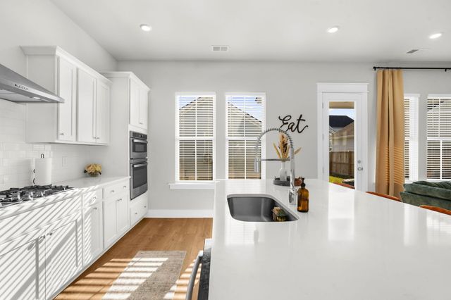 109 Marions Oak Drive, Summerville, SC 29486