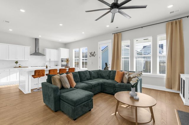 109 Marions Oak Drive, Summerville, SC 29486