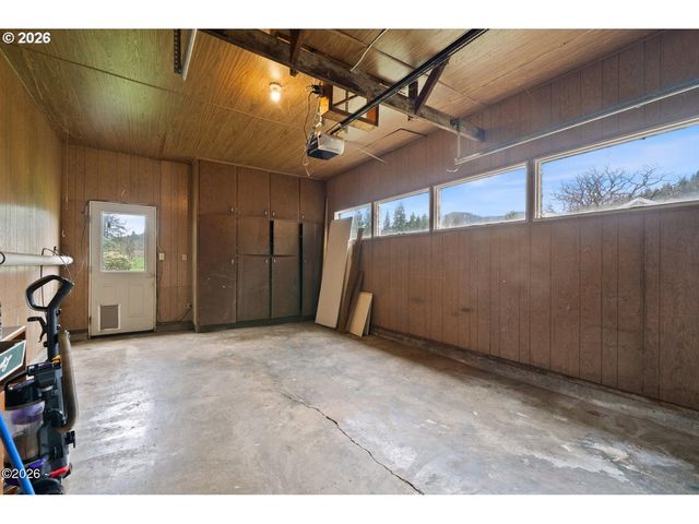 7460 KILCHIS RIVER Rd, Tillamook, OR 97141