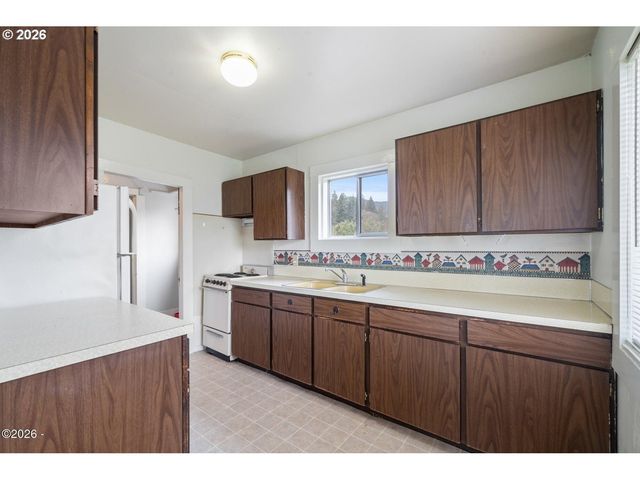 7460 KILCHIS RIVER Rd, Tillamook, OR 97141