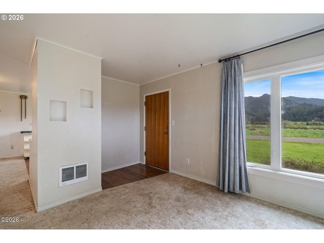 7460 KILCHIS RIVER Rd, Tillamook, OR 97141