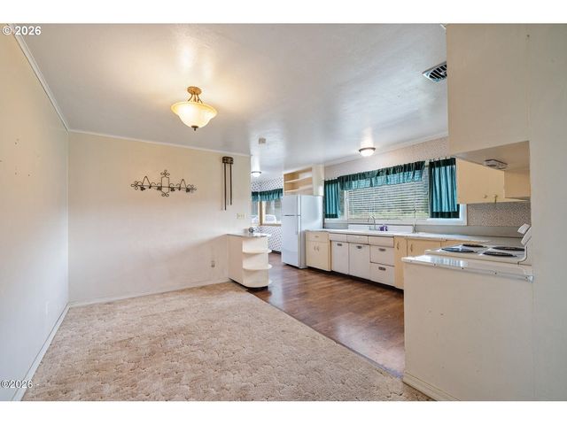 7460 KILCHIS RIVER Rd, Tillamook, OR 97141