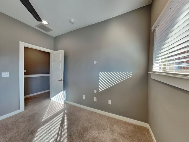 1553 Fiji Street, Dallas, TX 75203