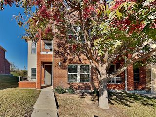 1553 Fiji Street, Dallas, TX 75203