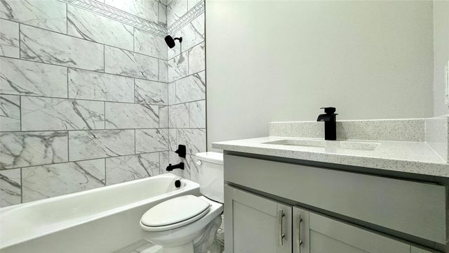 1490 FM 1256, Eustace, TX 75752