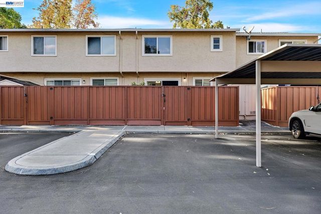 3734 Carrigan Cmn, Livermore, CA 94550