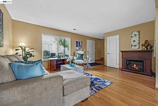 3734 Carrigan Cmn, Livermore, CA 94550