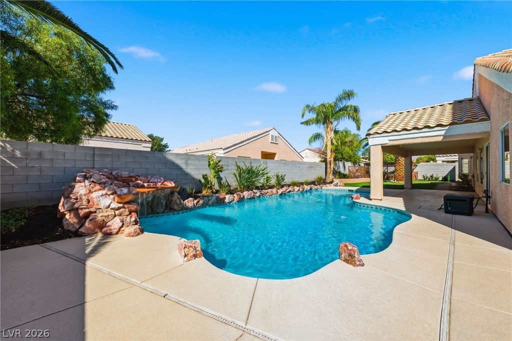 7015 Wild Wave Drive, Las Vegas, NV 89131 — exterior