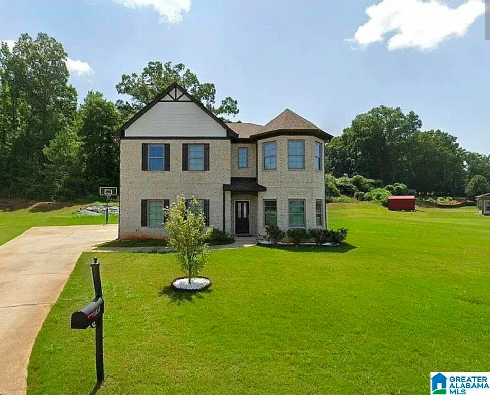 5434 BLUEBELL CIRCLE, Bessemer, AL 35022