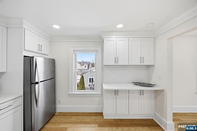 136 7th Avenue 2nd Fl, Westwood, NJ 07675