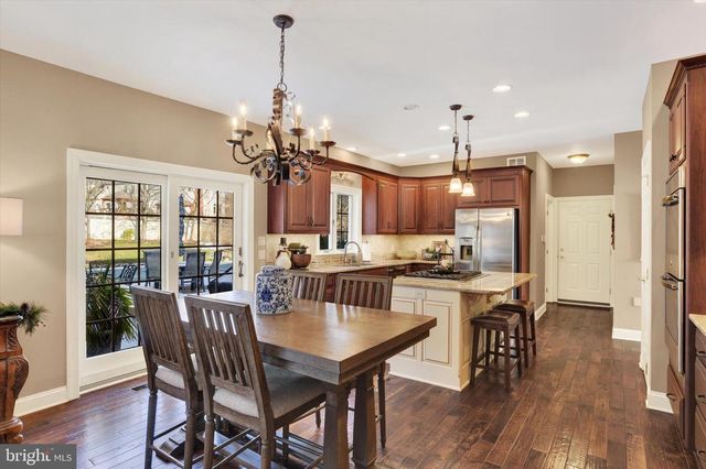 1803 SILVER PINE CIR, Mechanicsburg, PA 17050