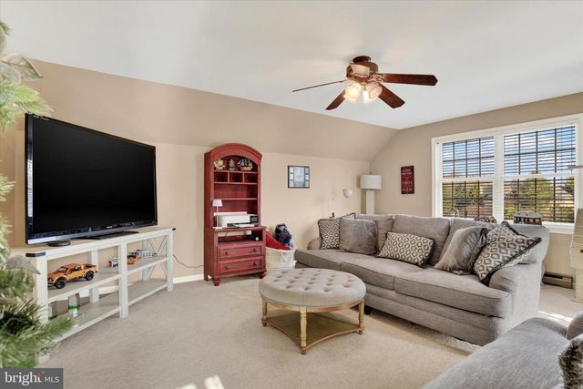 1803 SILVER PINE CIR, Mechanicsburg, PA 17050