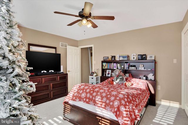 1803 SILVER PINE CIR, Mechanicsburg, PA 17050