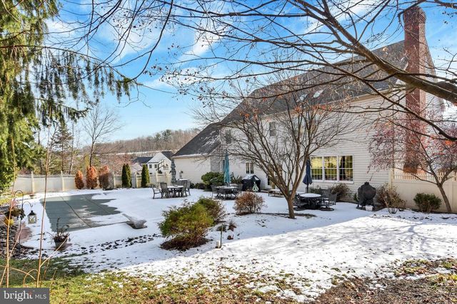 1803 SILVER PINE CIR, Mechanicsburg, PA 17050