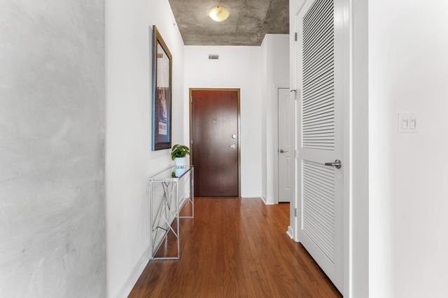 360 Nueces ST 3703, Austin, TX 78701