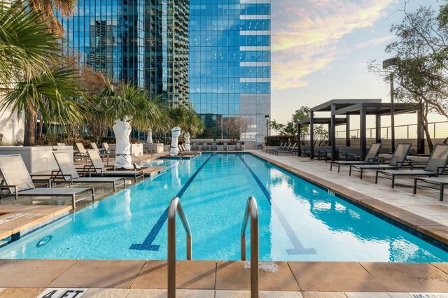 360 Nueces ST 3703, Austin, TX 78701