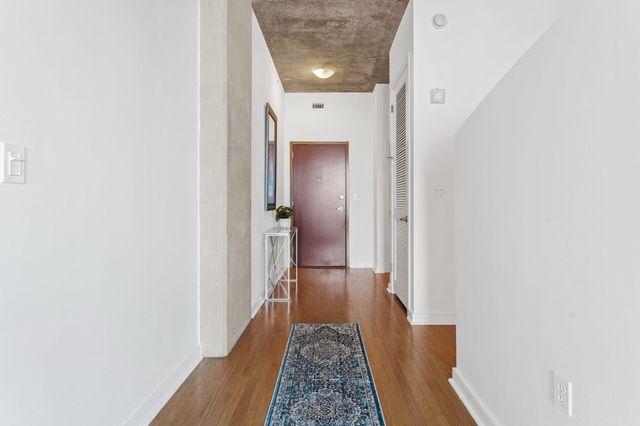 360 Nueces ST 3703, Austin, TX 78701