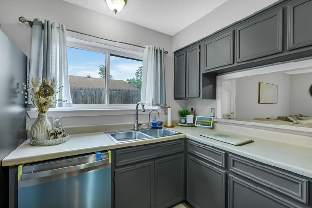 710 Razee Court, Crosby, TX 77532