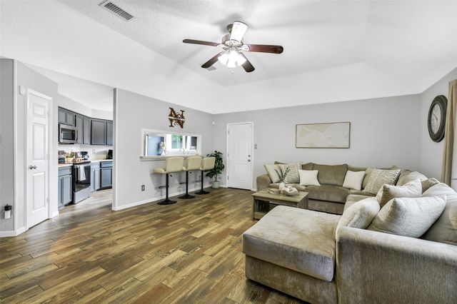 710 Razee Court, Crosby, TX 77532