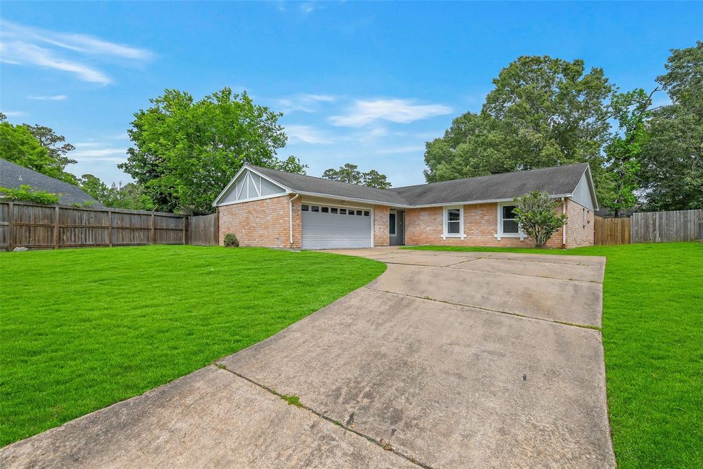 710 Razee Court, Crosby, TX 77532
