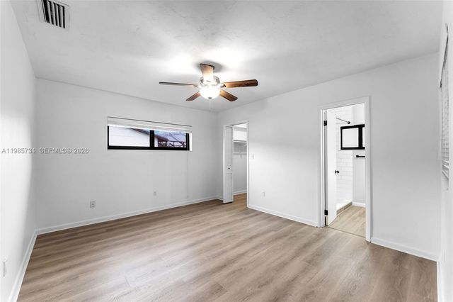 9454 Sterling Dr, Cutler Bay, FL 33157