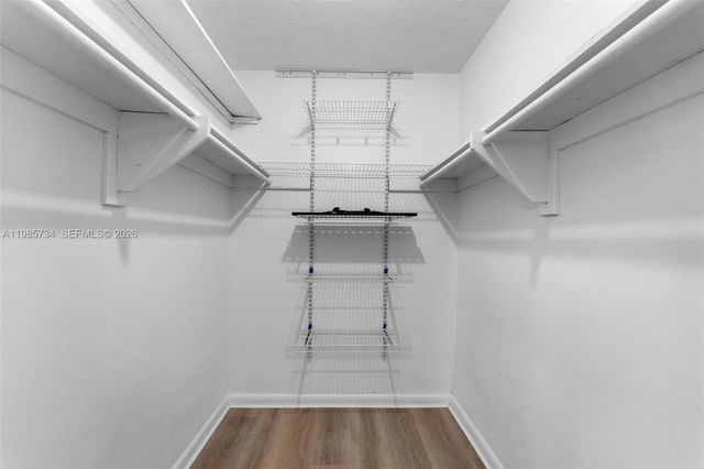 9454 Sterling Dr, Cutler Bay, FL 33157