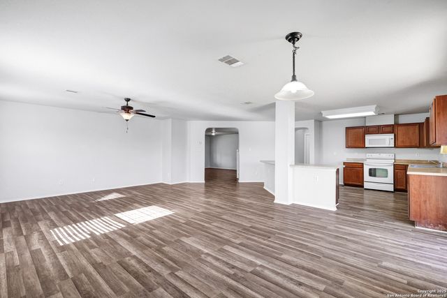 10602 Butterfly Flt, San Antonio, TX 78254