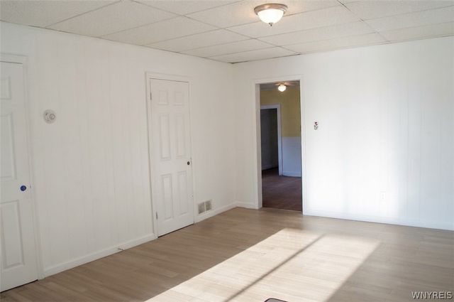 31 Thomas Street, Buffalo, NY 14206