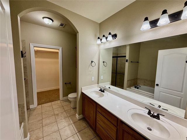 4221 Zion Valley Drive, Fayetteville, AR 72703