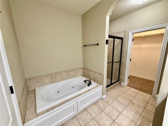 4221 Zion Valley Drive, Fayetteville, AR 72703