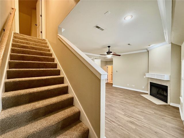 4221 Zion Valley Drive, Fayetteville, AR 72703