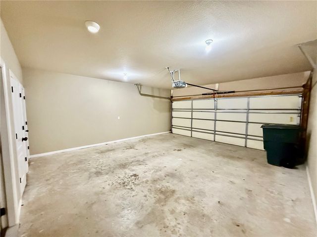 4221 Zion Valley Drive, Fayetteville, AR 72703