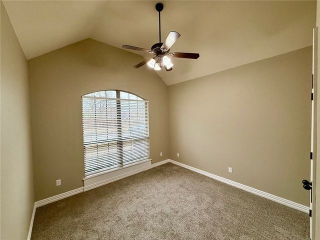 4221 Zion Valley Drive, Fayetteville, AR 72703