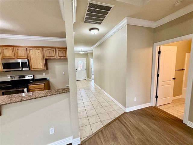 4221 Zion Valley Drive, Fayetteville, AR 72703