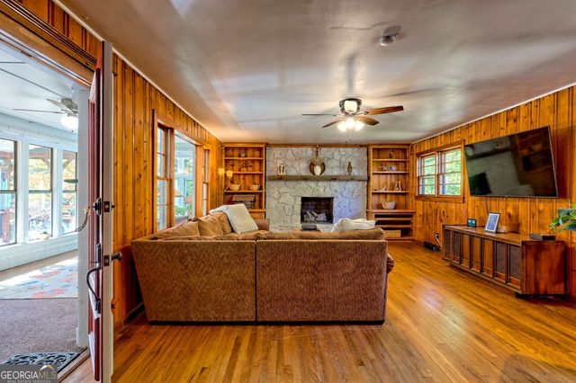 1994 Camp Creek Road, Lakemont, GA 30552