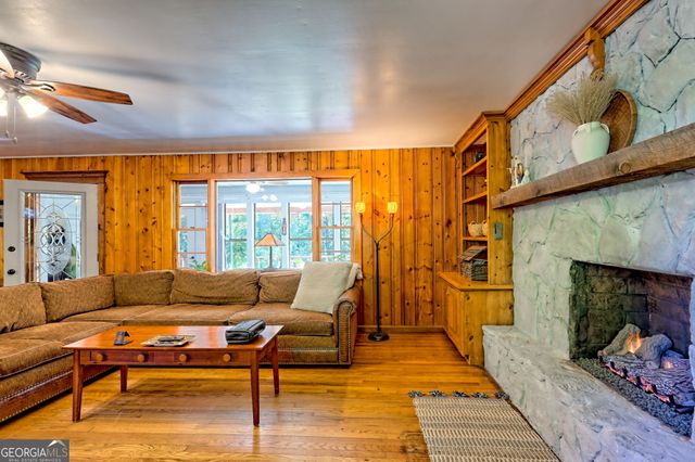 1994 Camp Creek Road, Lakemont, GA 30552